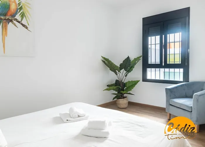 Corazon Del Mar - Free Parking By Time Cadix